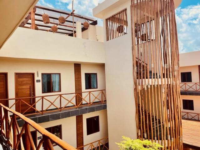 Hotel Manglar Suites 玛哈威 外观 照片